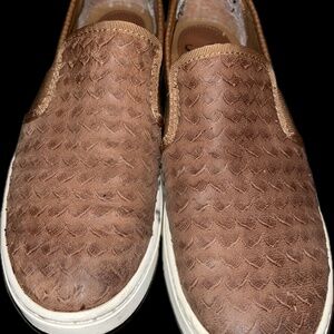 Sofft Womens leather sneaker 8 M